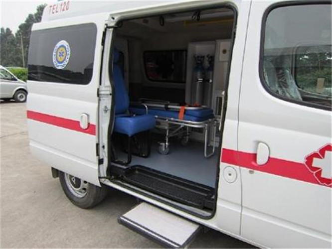 西湖救护车出租服务案例7